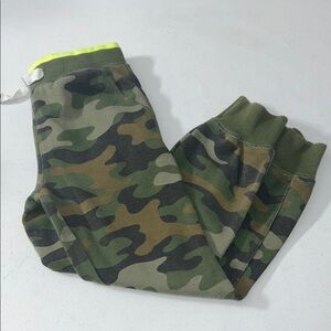 Carter’s Boy’s Camouflage Jogger Pants Size 6